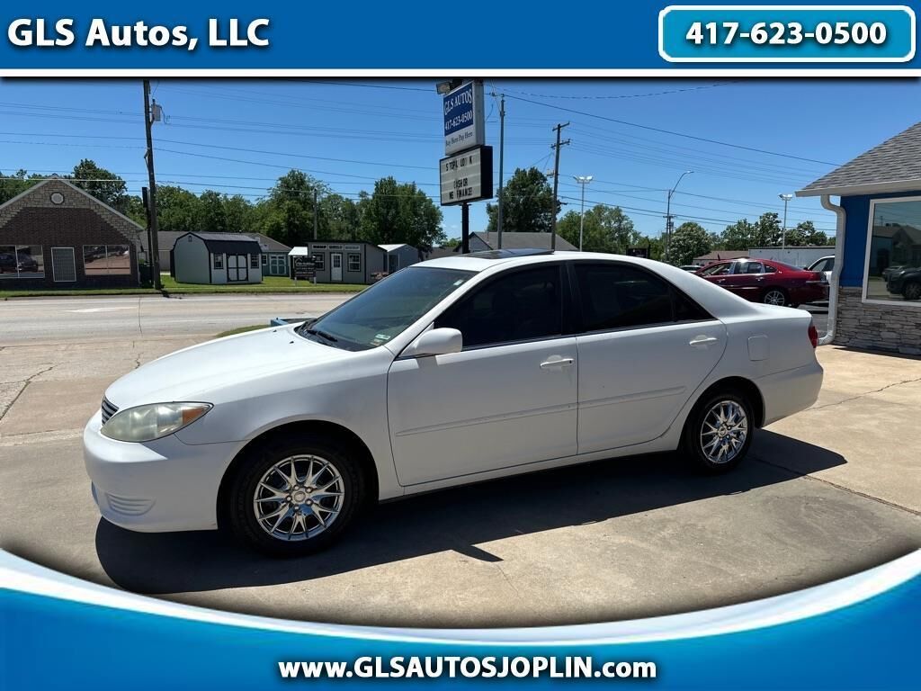 2005 TOYOTA Camry