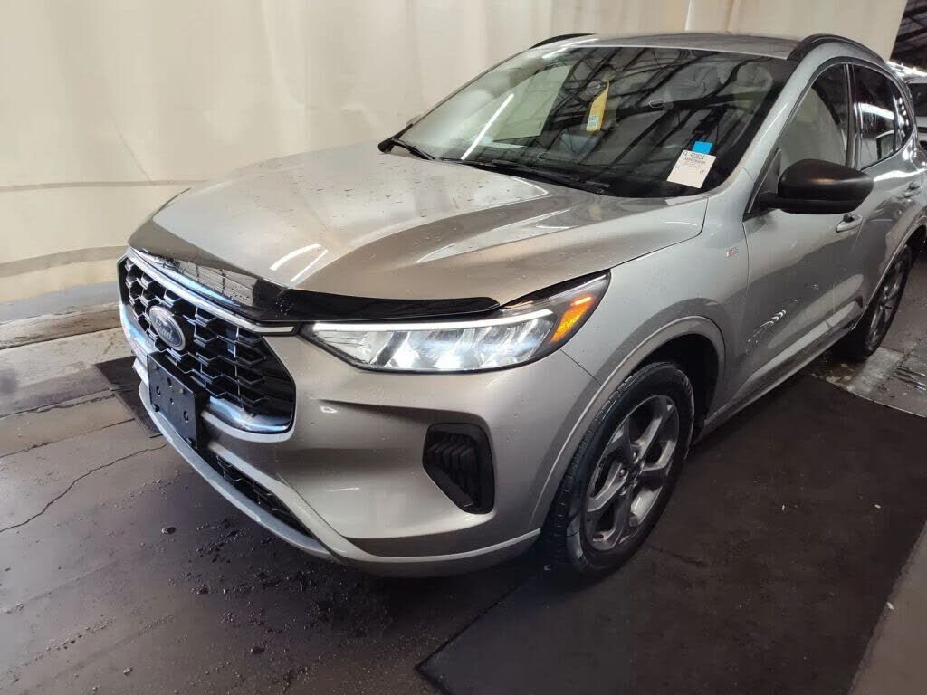2023 FORD Escape
