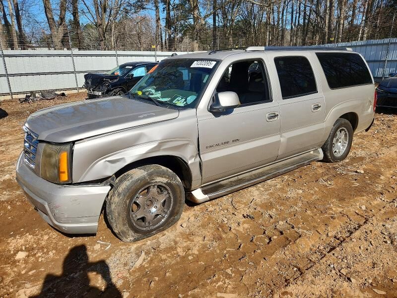 2004 CADILLAC Escalade