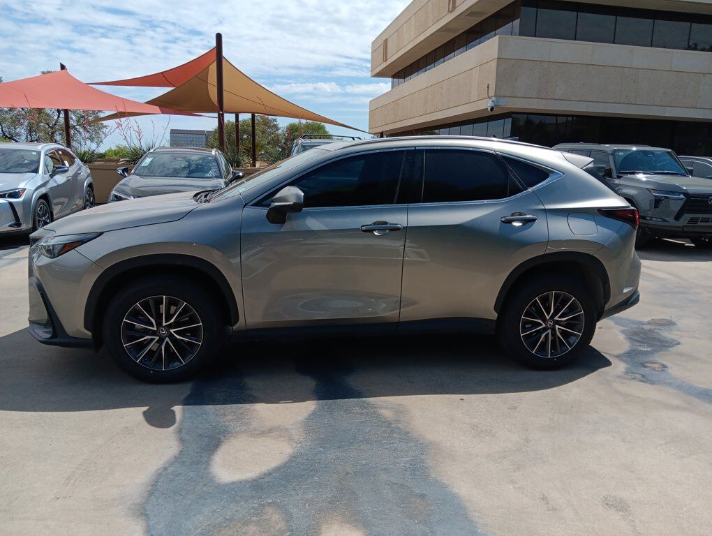 2023 LEXUS NX