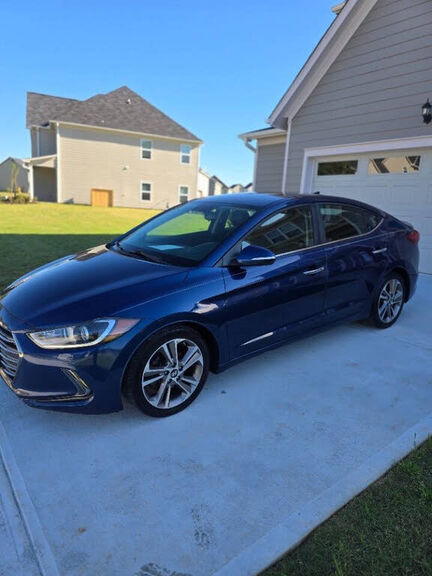 2017 HYUNDAI Elantra