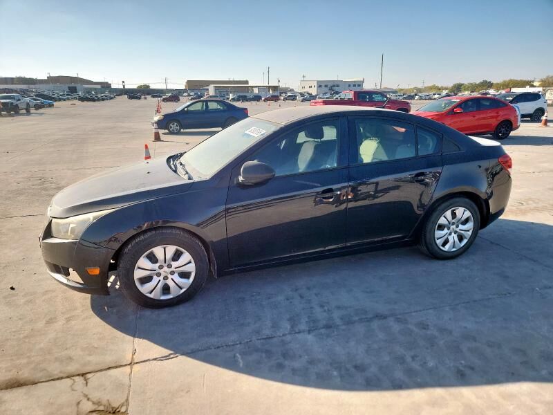 2013 CHEVROLET Cruze