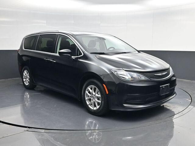 2023 CHRYSLER Voyager