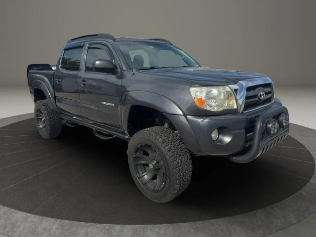 2010 TOYOTA Tacoma