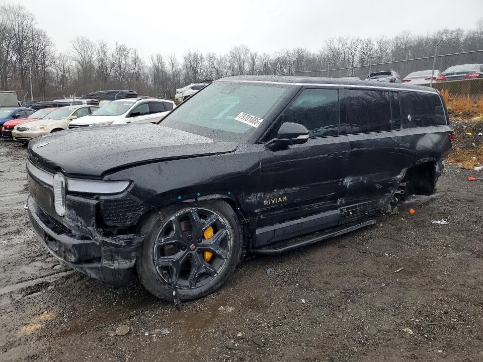 2023 RIVIAN R1S