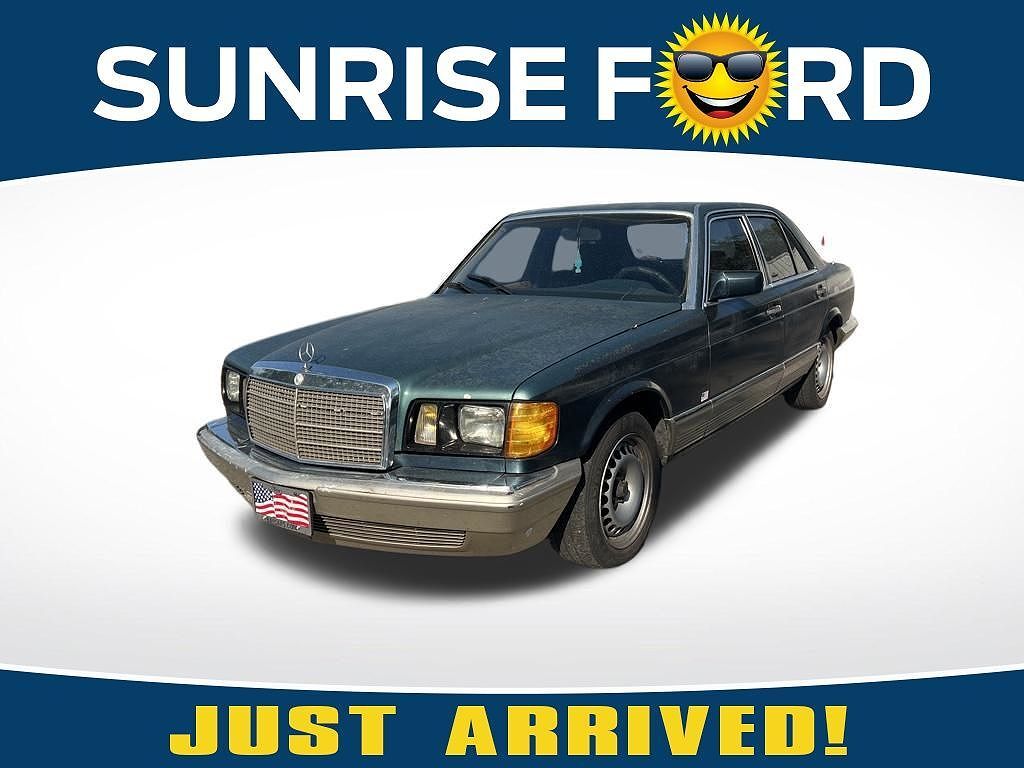 1984 MERCEDES-BENZ 300