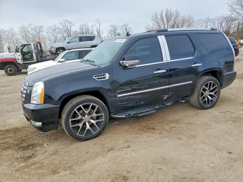2011 CADILLAC Escalade