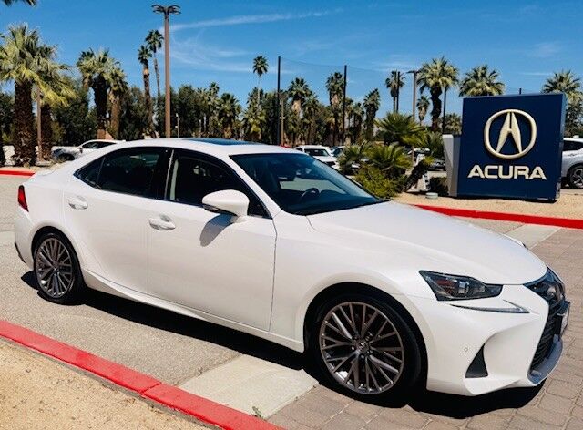 2019 LEXUS IS