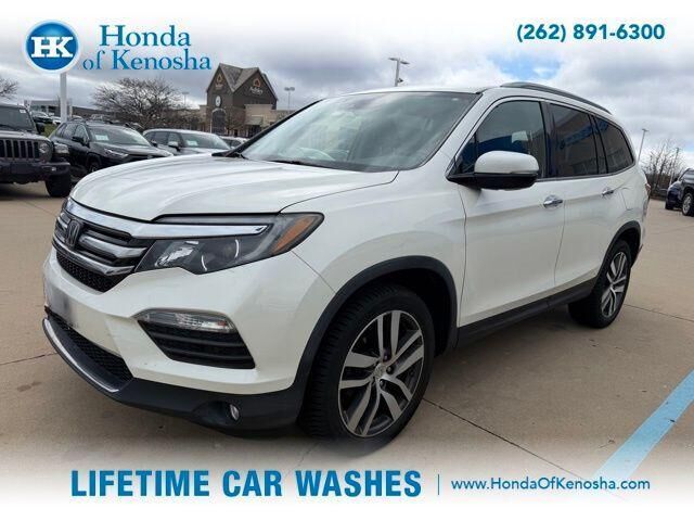 2017 HONDA Pilot