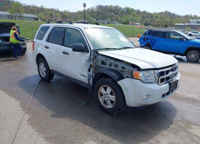 2008 FORD Escape