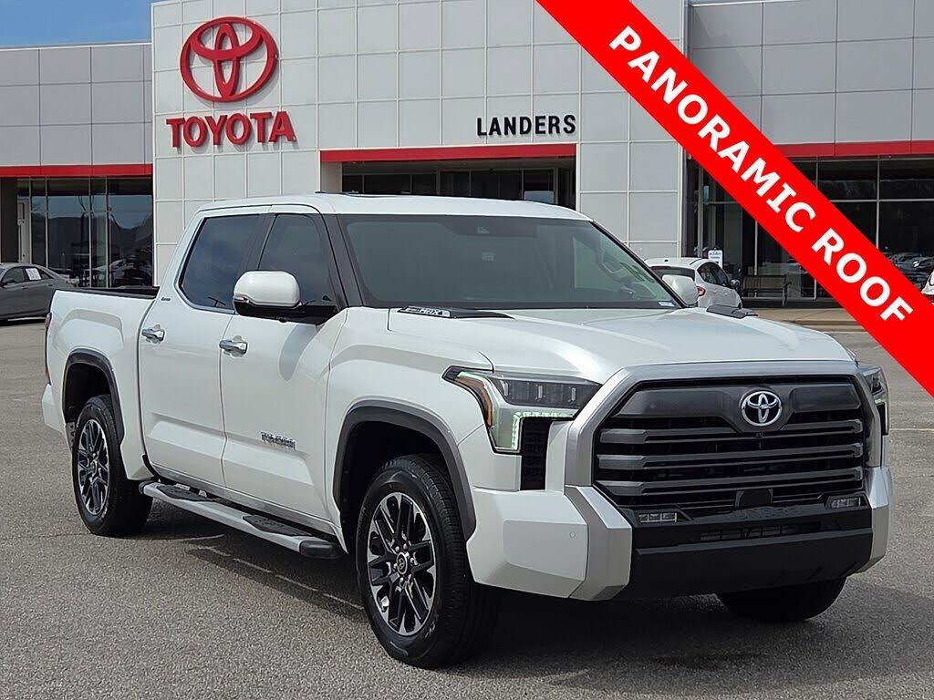 2024 TOYOTA Tundra
