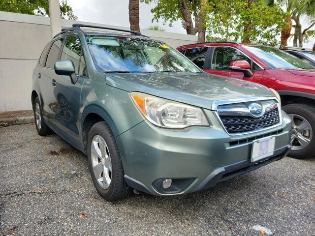 2015 SUBARU Forester