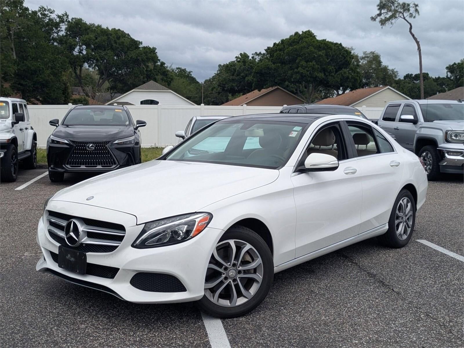 2015 MERCEDES-BENZ C-Class