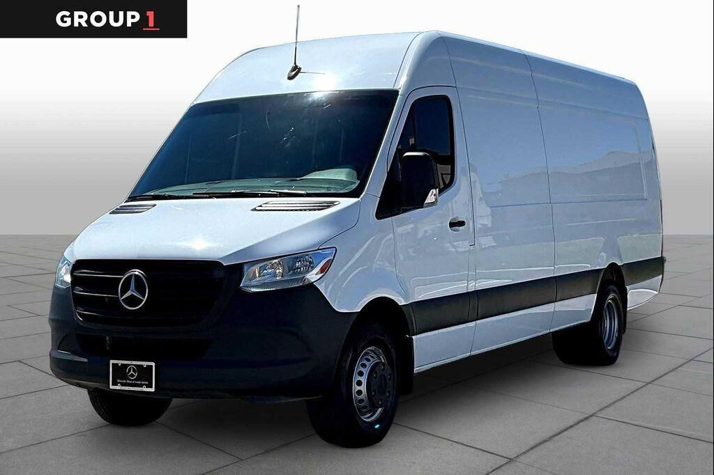 2024 MERCEDES-BENZ Sprinter