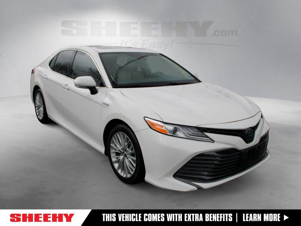 2020 TOYOTA Camry
