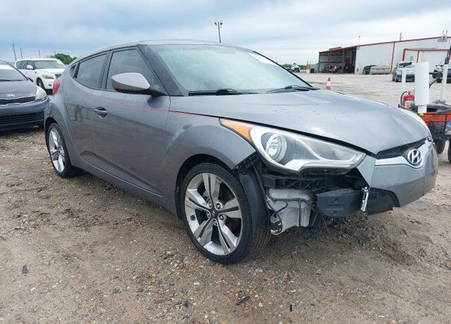 2012 HYUNDAI Veloster