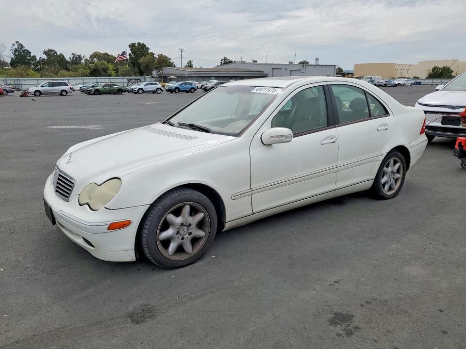 2004 MERCEDES-BENZ C-Class