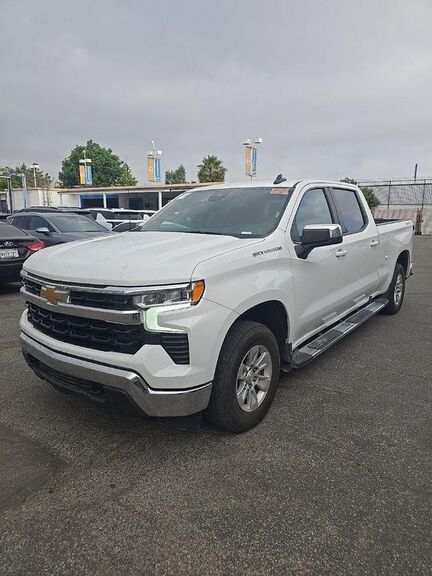 2024 CHEVROLET Silverado