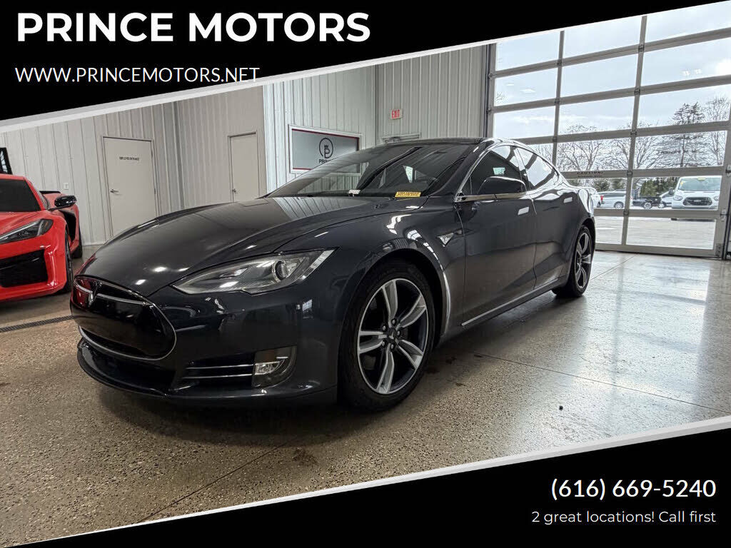 2016 TESLA Model S