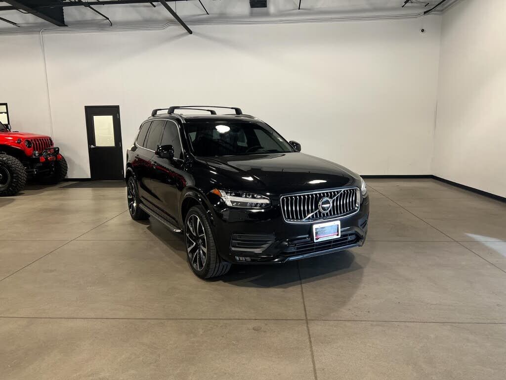 2021 VOLVO XC90