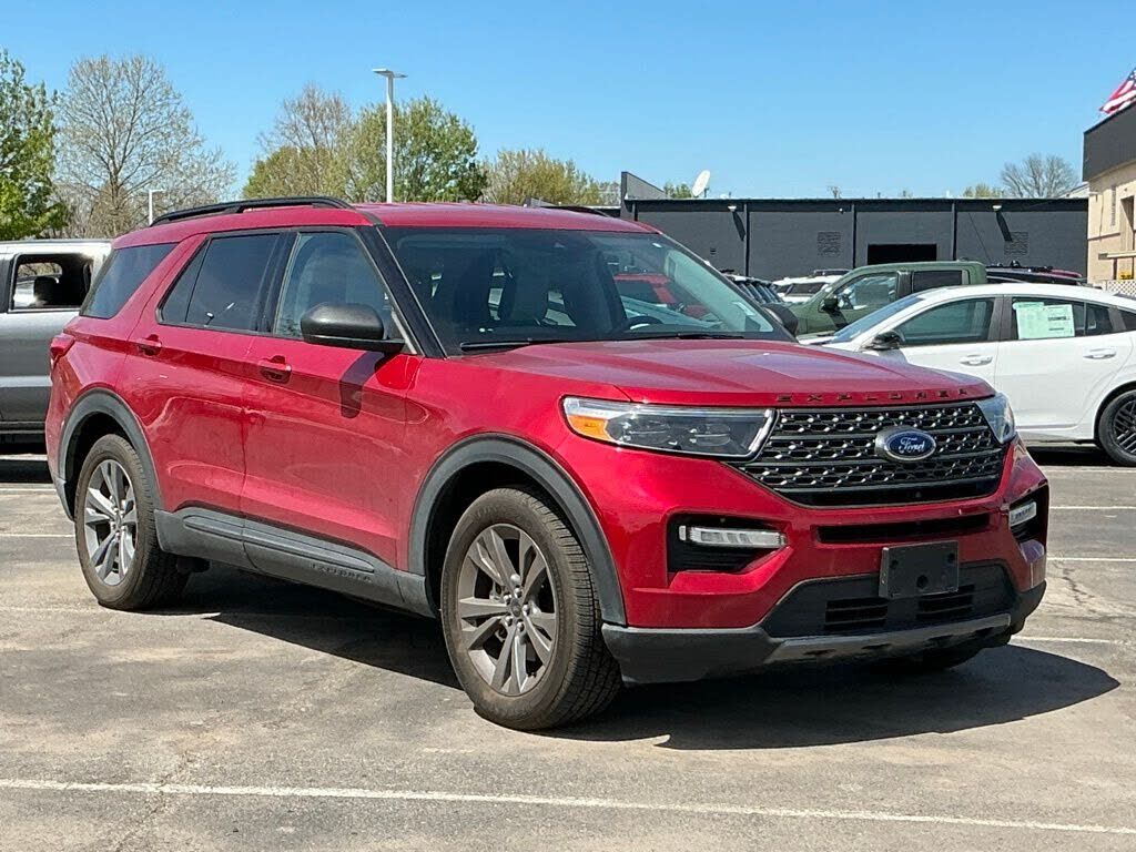 2021 FORD Explorer
