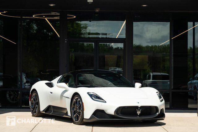 2023 MASERATI MC20
