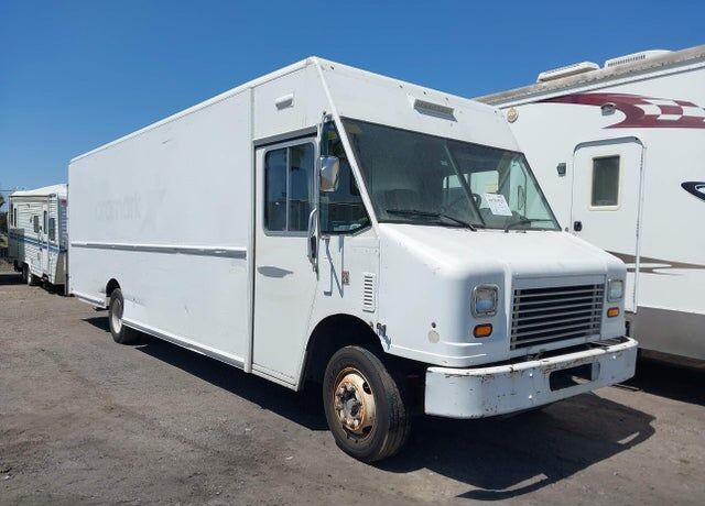2013 FREIGHTLINER MT 55G Front Gasoline Engine Walk in Van Chassis