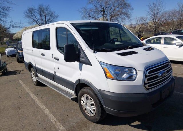 2019 FORD Transit