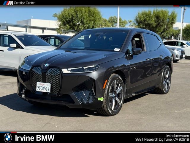 2023 BMW ix