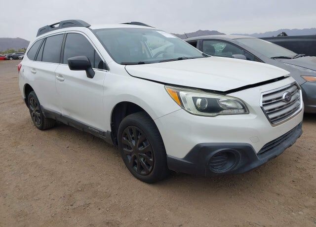 2015 SUBARU Outback