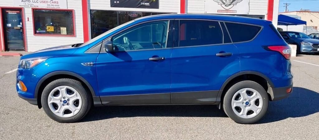 2018 FORD Escape