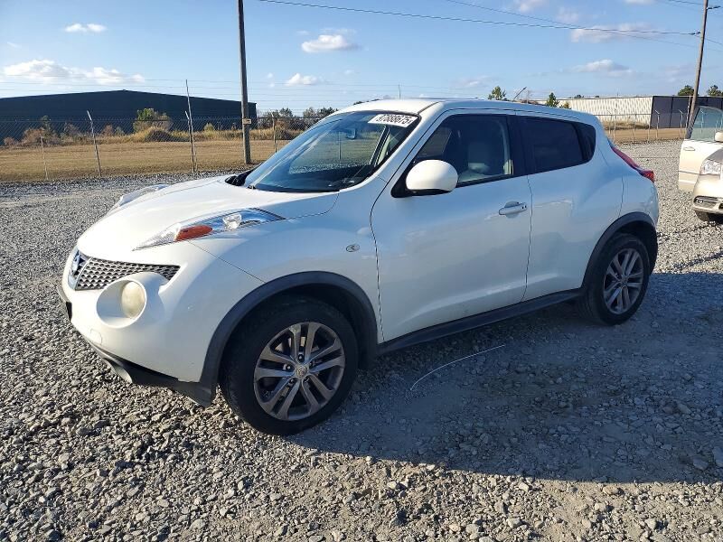 2014 NISSAN Juke