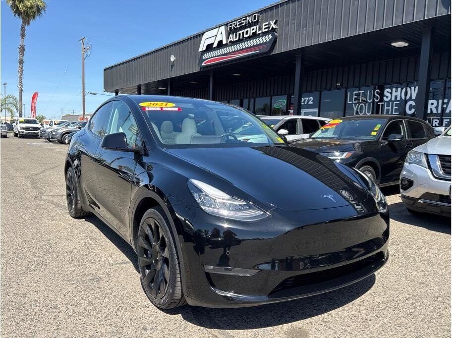 2021 TESLA Model Y