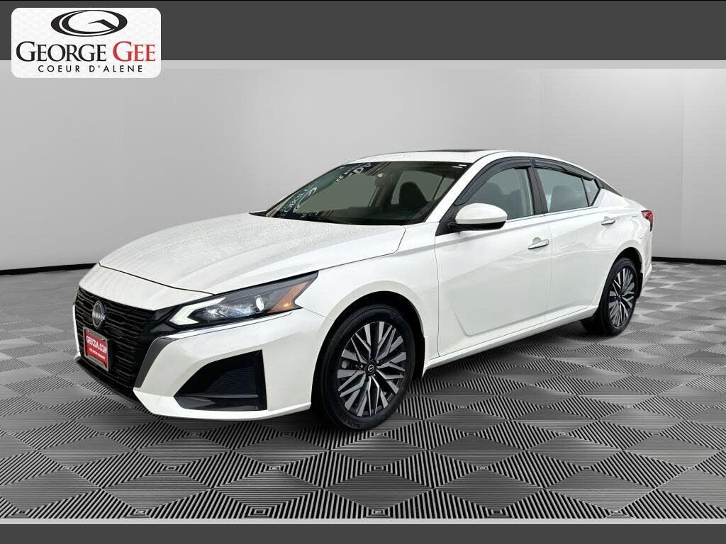 2024 NISSAN Altima