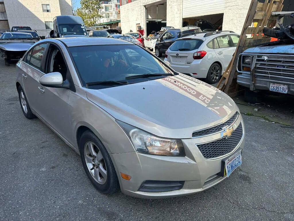 2012 CHEVROLET Cruze
