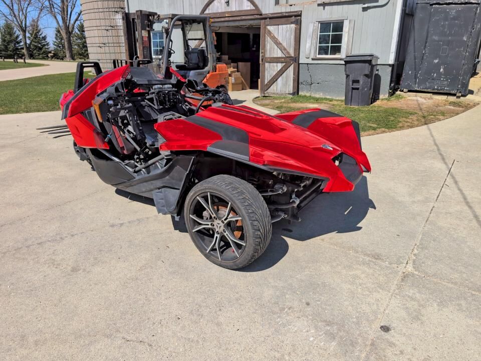 2015 SLINGSHOT Slingshot SL