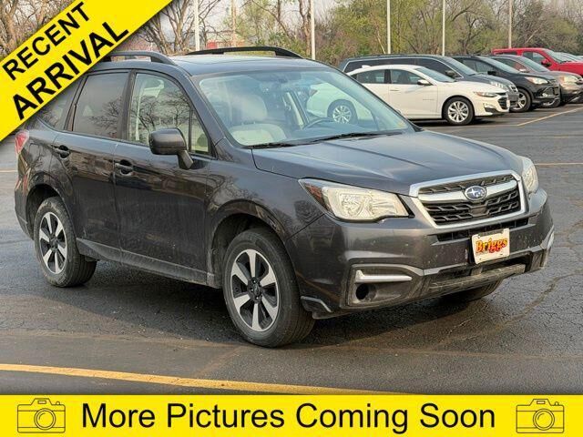 2017 SUBARU Forester