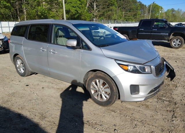 2017 KIA Sedona