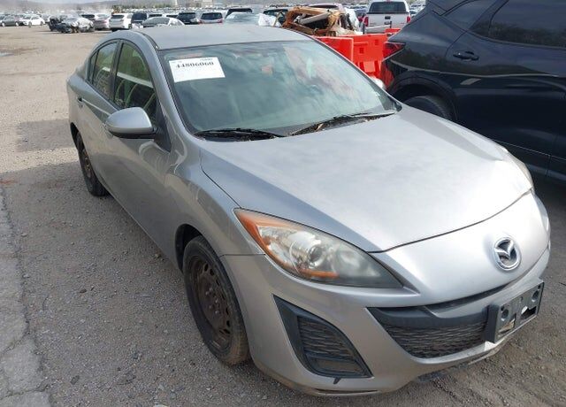 2011 MAZDA Mazda3