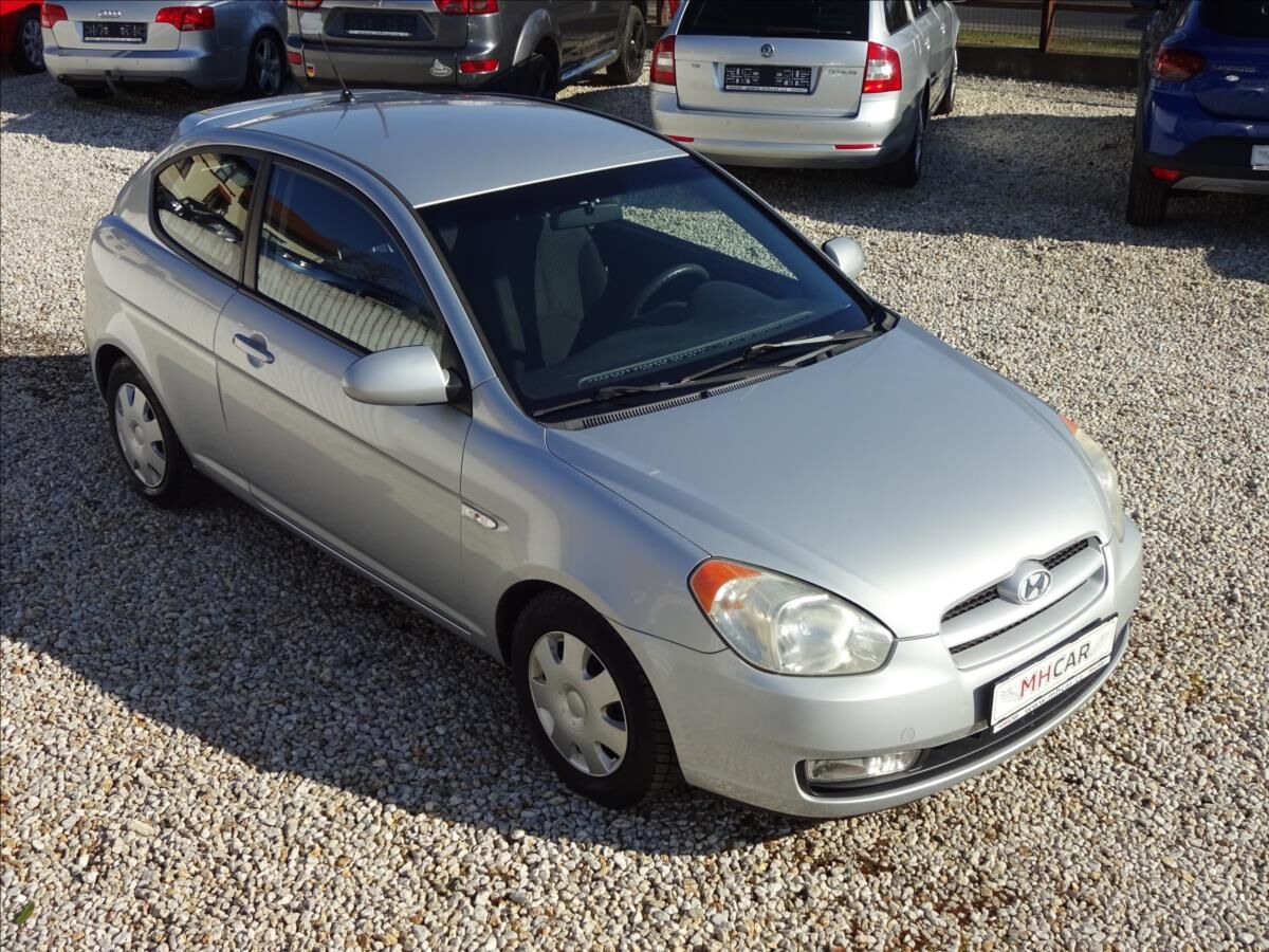 2006 HYUNDAI Accent