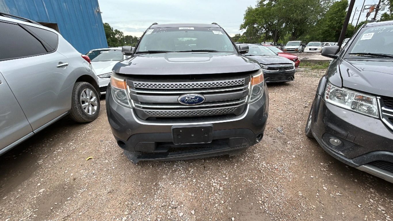2014 FORD Explorer