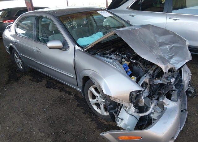 2000 NISSAN Maxima