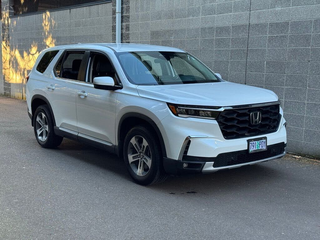 2025 HONDA Pilot