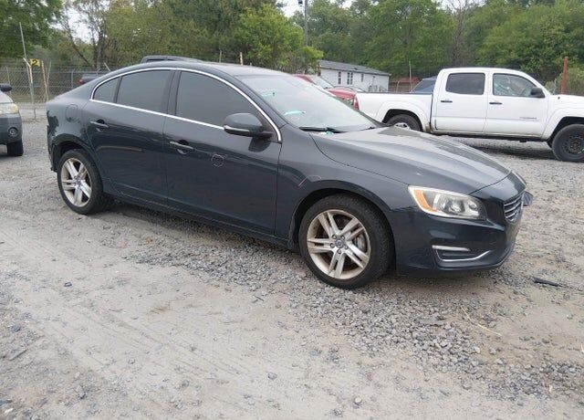 2015 VOLVO S60