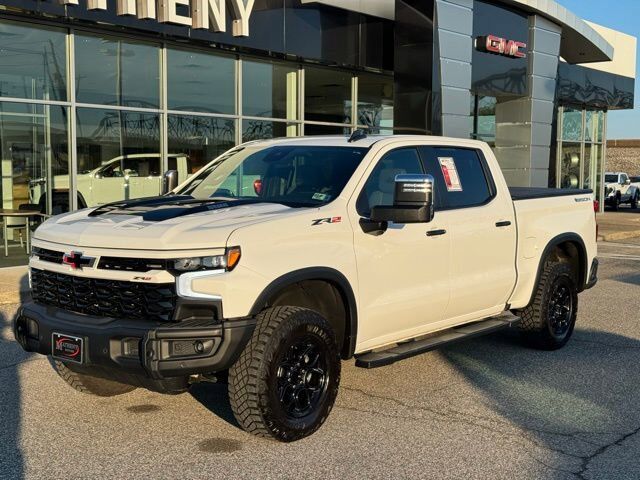 2024 CHEVROLET Silverado