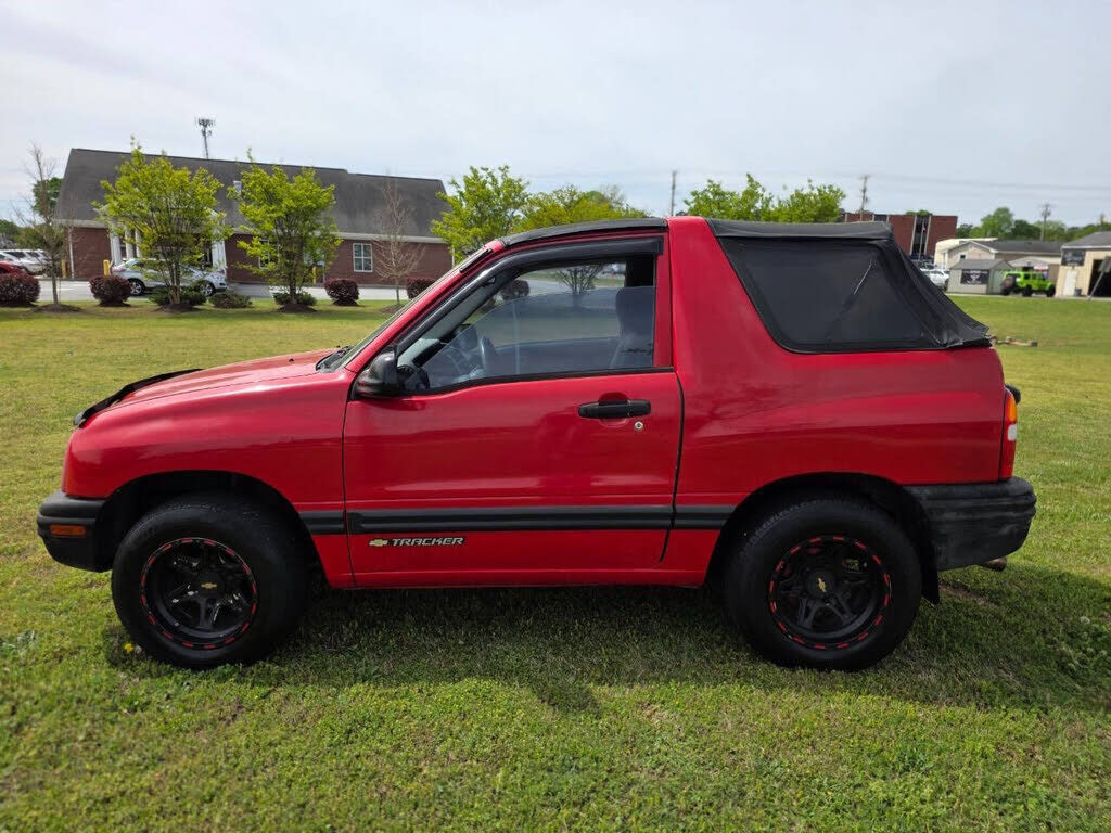 2000 CHEVROLET Tracker