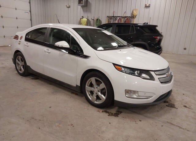 2013 CHEVROLET Volt