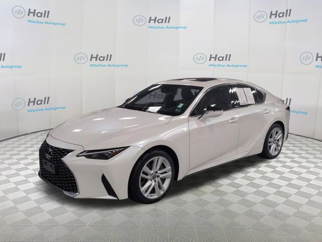 2021 LEXUS IS