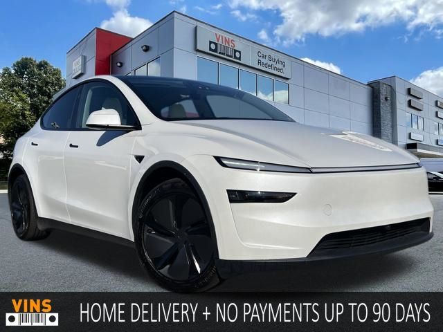 2026 TESLA Model Y