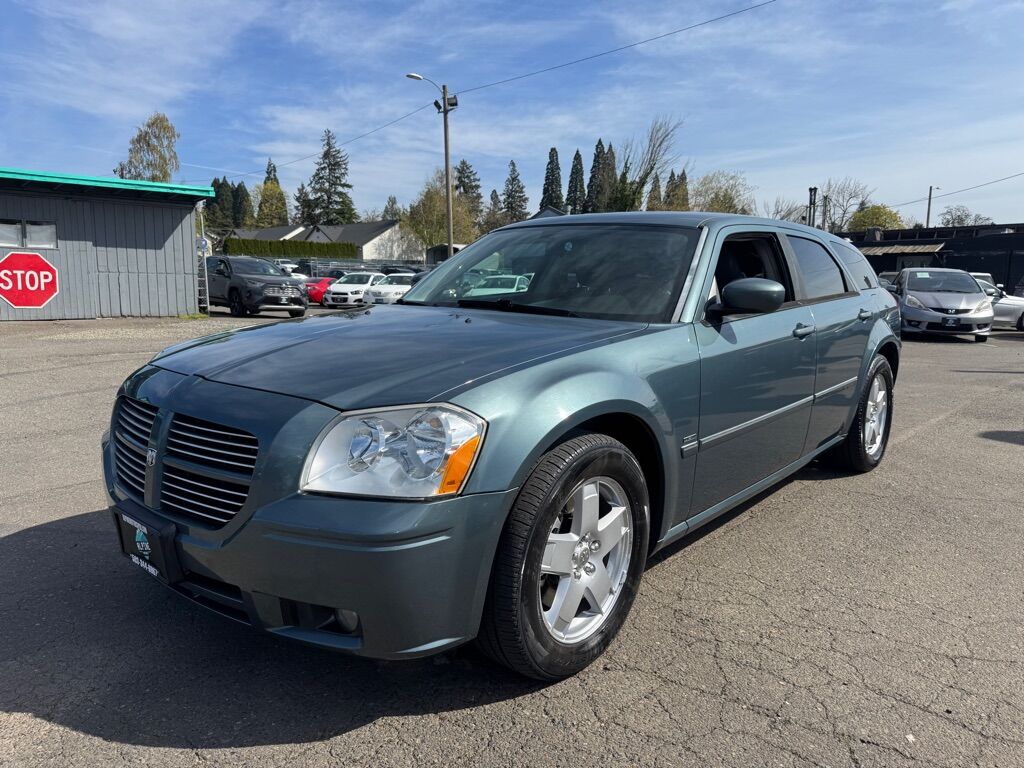 2005 DODGE Magnum